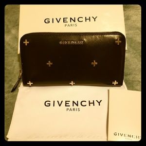 GIVENCHY WALLET